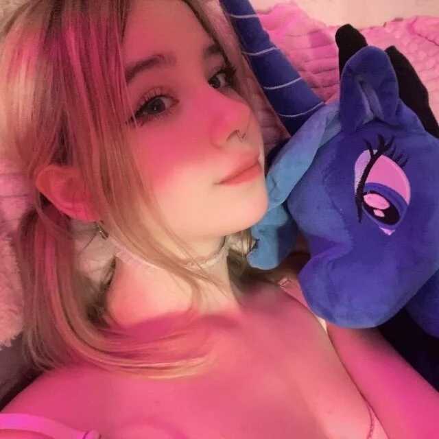 fluttershyyy — FansOnlyX creator profile