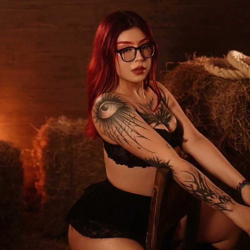 Red_Bunny_v — FansOnlyX creator profile