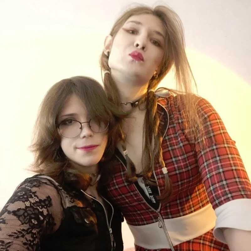 Dasha_Plus_Sonya — FansOnlyX creator profile