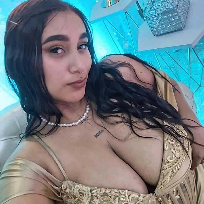 Mia_skyy18 — FansOnlyX creator profile