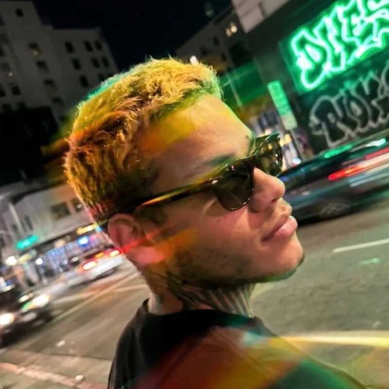 LeoFeraBR — FansOnlyX creator profile