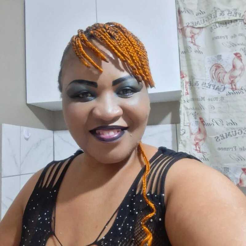 HUGE_BUSTY_EBONY1 — FansOnlyX creator profile
