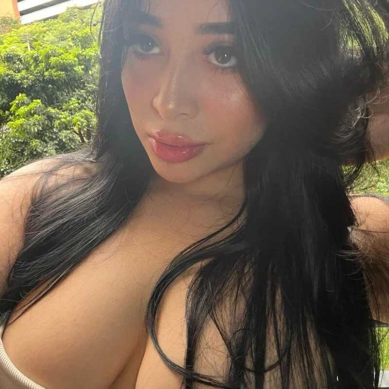 Merlina_222 — FansOnlyX creator profile