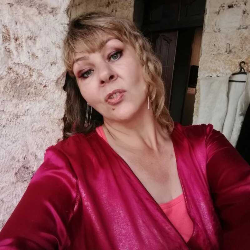 karina_ren_ — FansOnlyX creator profile