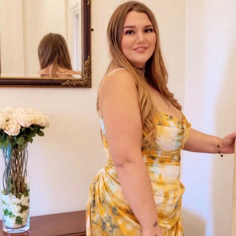 BeeMay22 — FansOnlyX creator profile