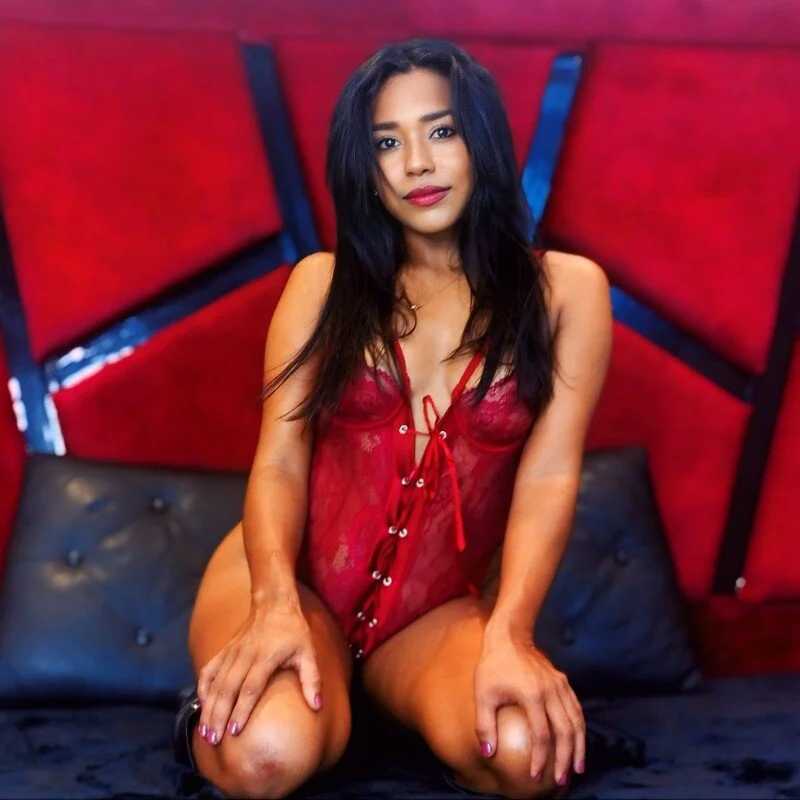 IvonnyMiranda — FansOnlyX creator profile