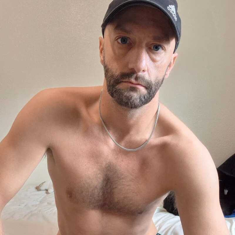 Hot_Stud_360 — FansOnlyX creator profile