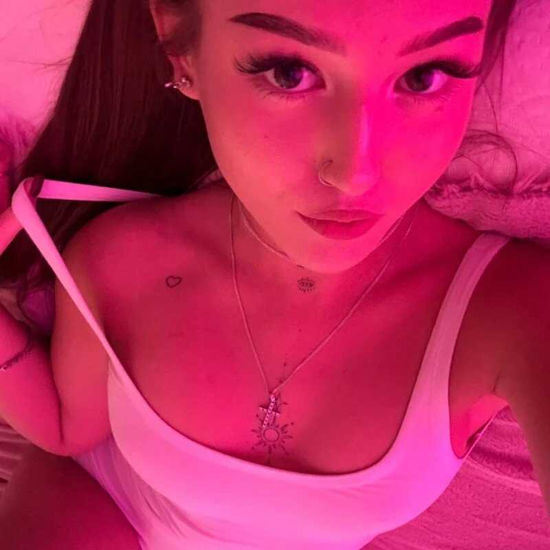 silver_grl — FansOnlyX creator profile