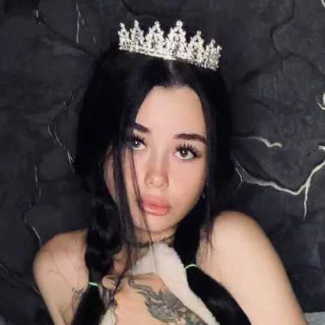 Astrid_XxX — FansOnlyX creator profile