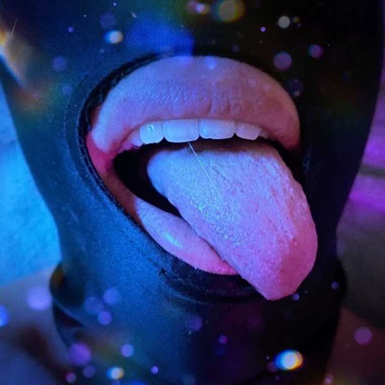 EroLogos — FansOnlyX creator profile