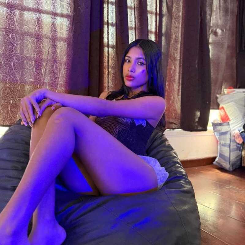 EsmeraldaBlake_ — FansOnlyX creator profile