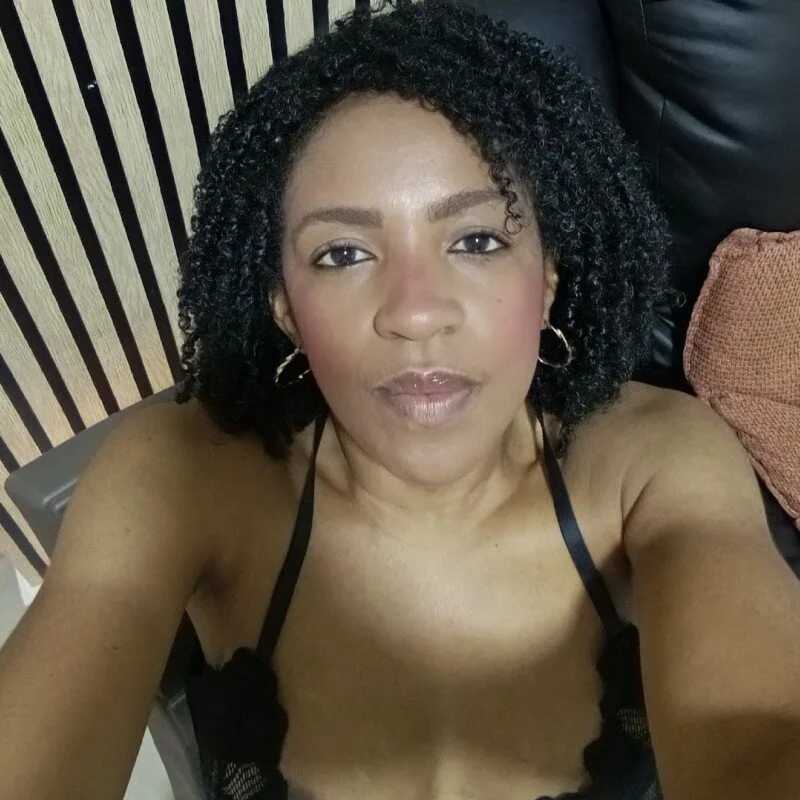 Issa_Km_ — FansOnlyX creator profile