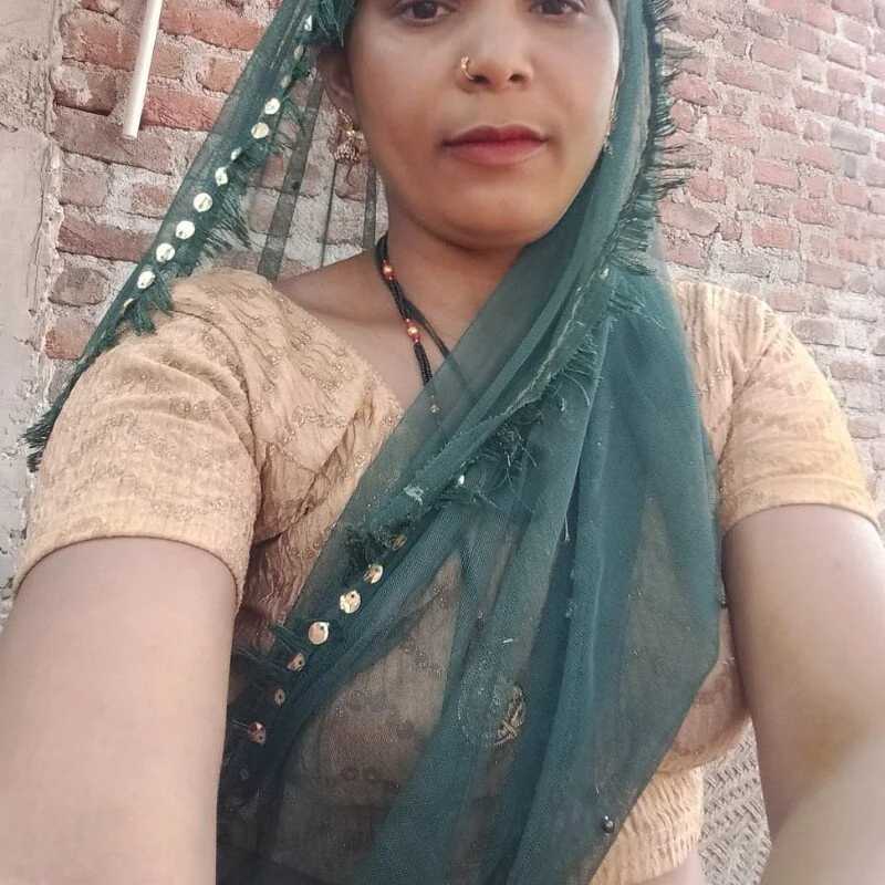 Hot_rashi98 — FansOnlyX creator profile