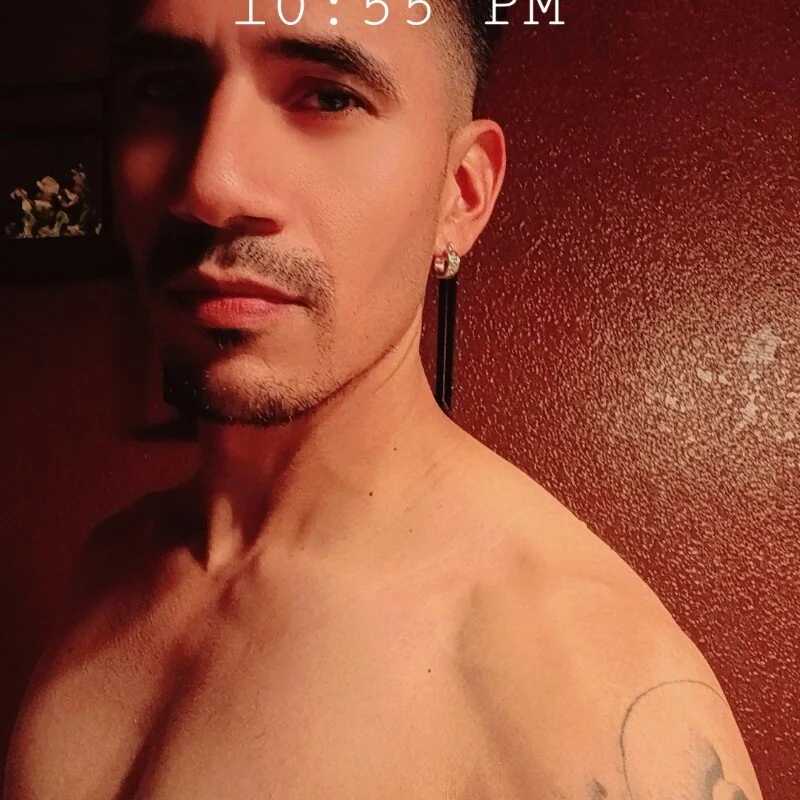 Myhornypll — FansOnlyX creator profile