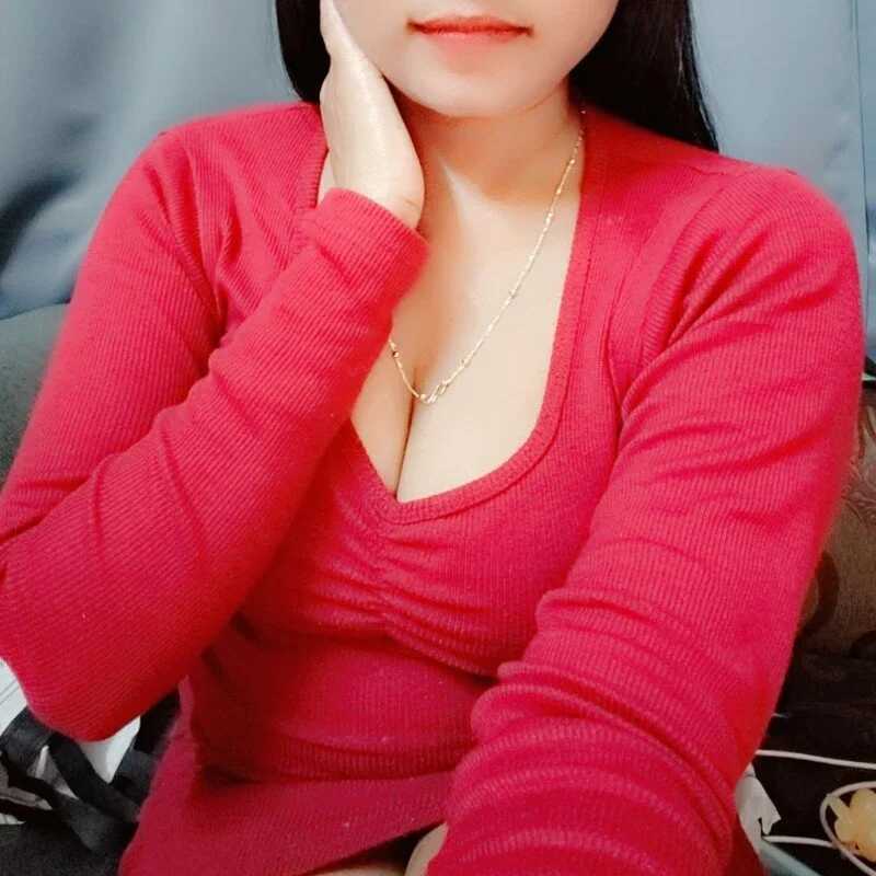 Misss-julli — FansOnlyX creator profile