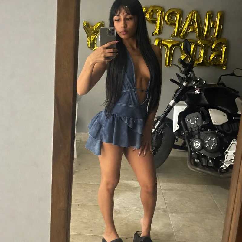 Bratz_bratz — FansOnlyX creator profile