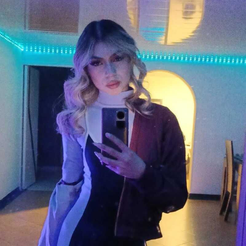 Karolgood3 — FansOnlyX creator profile