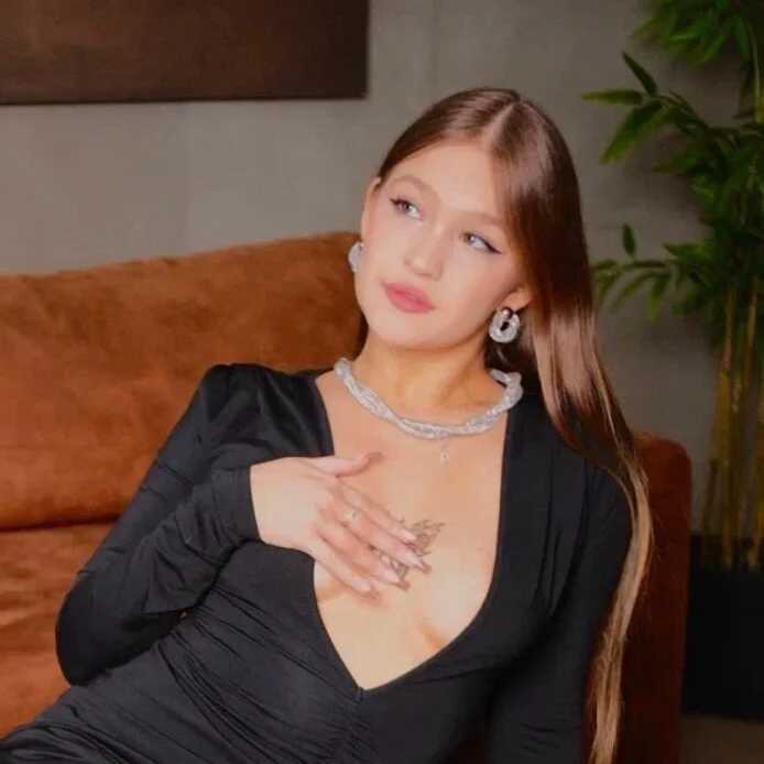 LullabyLuna — FansOnlyX creator profile