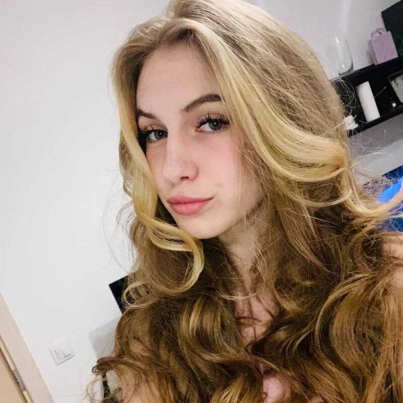 Lost_But_Pretty — FansOnlyX creator profile