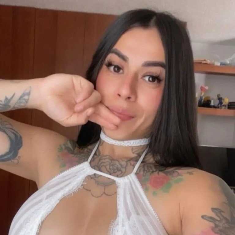 Cristal_Velle — FansOnlyX creator profile