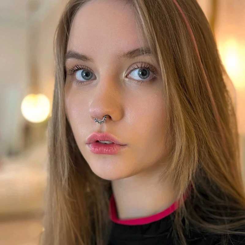 Flora_DeVille — FansOnlyX creator profile