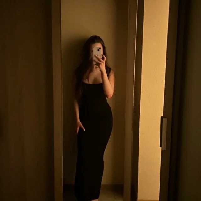 BlankNana — FansOnlyX creator profile