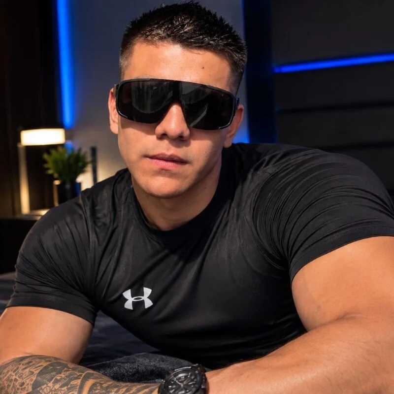 MANUEL_CAMILO24 — FansOnlyX creator profile