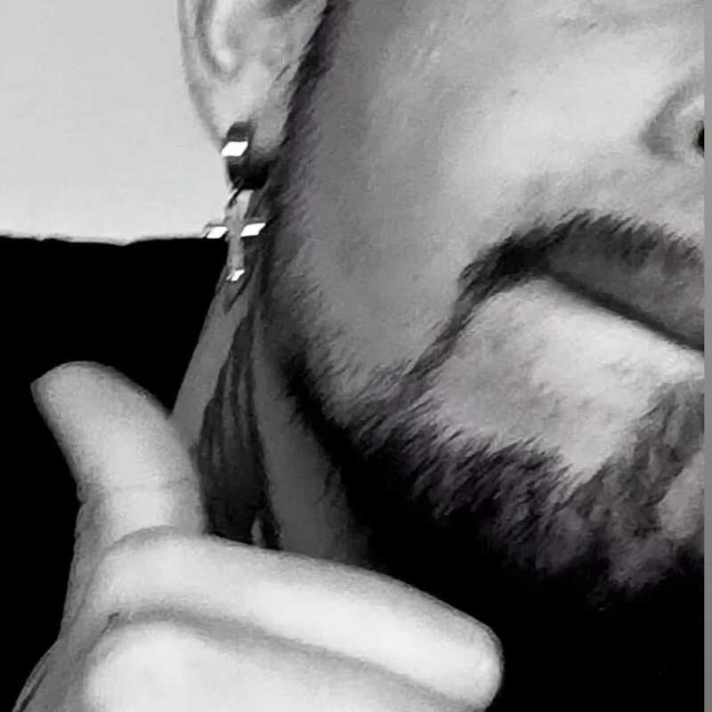 berto_acierto98 — FansOnlyX creator profile