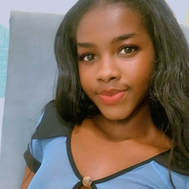 MAYhA_SEXI — FansOnlyX creator profile
