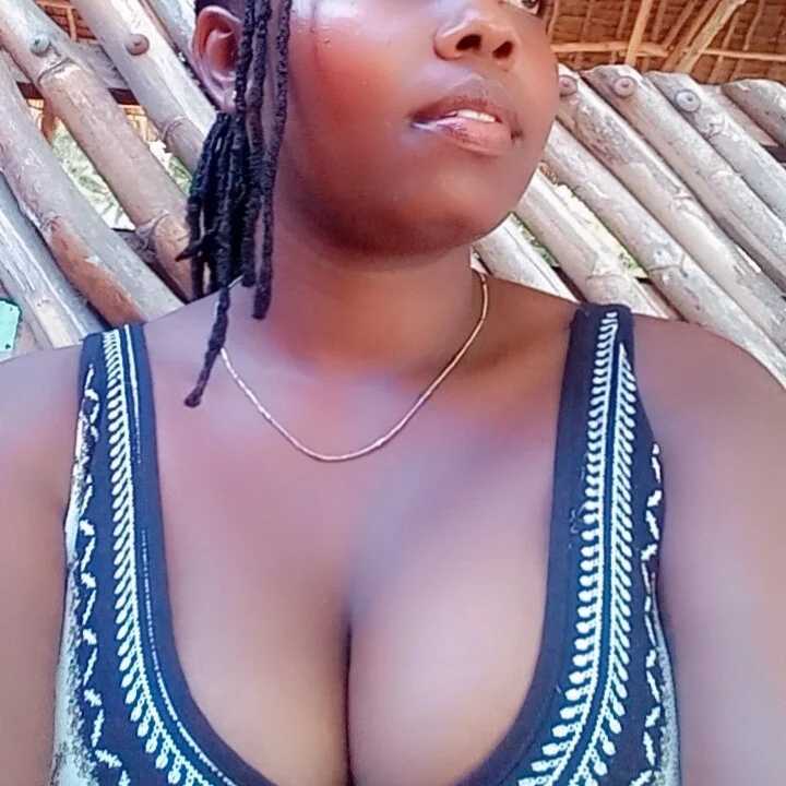 Sexyy_lylah — FansOnlyX creator profile