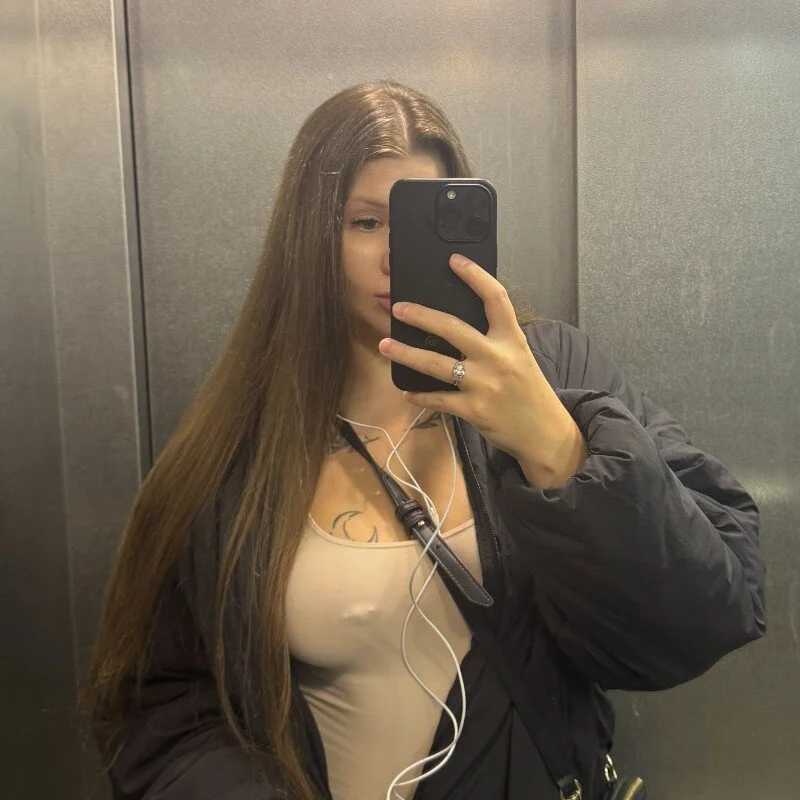 JuicyHelenX — FansOnlyX creator profile