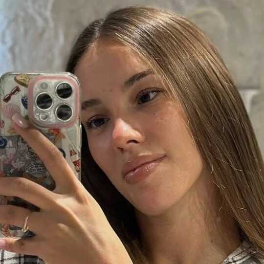 AshleighGrovier — FansOnlyX creator profile